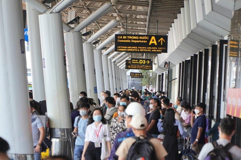 Cao điểm 2-9, sân bay Tân Sơn Nhất khai thác hơn 700 chuyến bay/ngày 