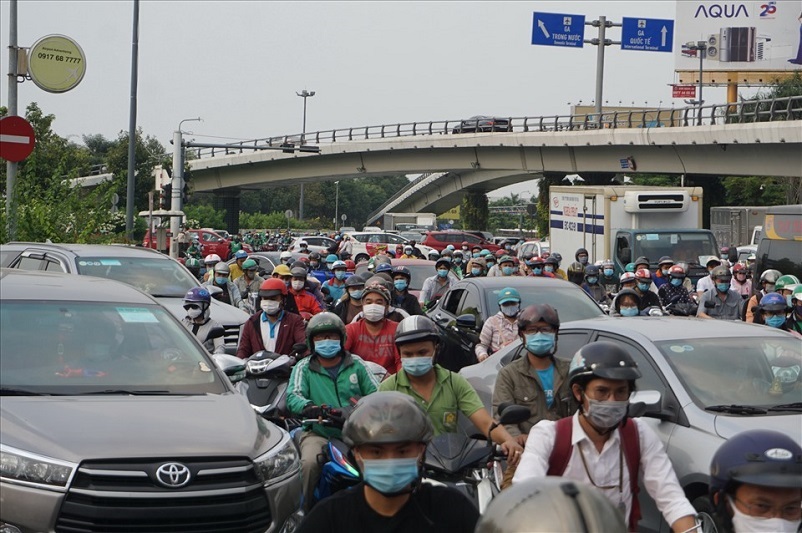 Triển khai các giải pháp kéo giảm ùn tắc xung quanh sân bay Tân Sơn Nhất
