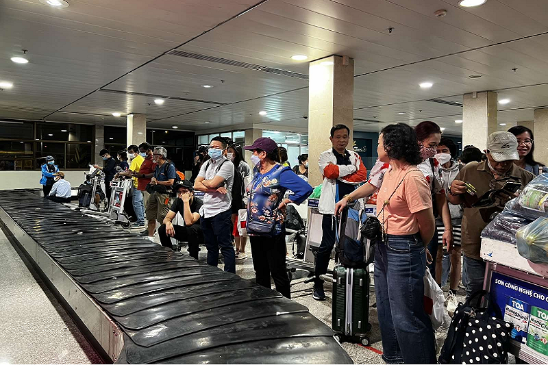 Lý do khách mỏi mòn chờ lấy hành lý tại sân bay Tân Sơn Nhất