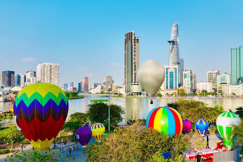 Trải nghiệm ngắm nhìn Sài Gòn từ khinh khí cầu